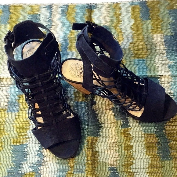 𝅺VINCE Camuto "Evel" Navy (Midnight) Shoes - Picture 1 of 7